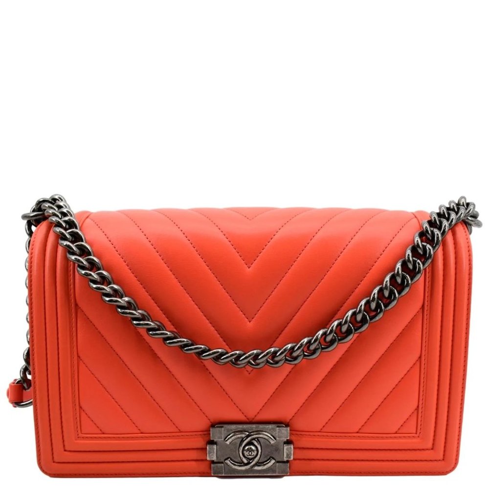 CHANEL  Medium Boy Flap Chevron Quilted Calfskin Shoulder Bag Red